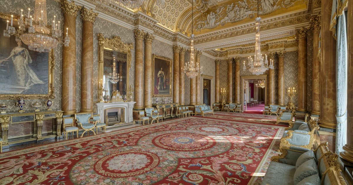 Buy Buckingham Palace State Rooms tickets Visit Britain